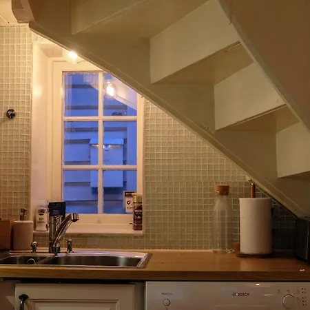 Charming House, Rare Historic House From 1779, Whole House