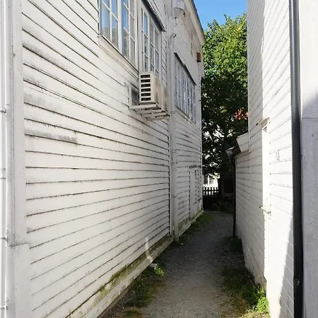 Charming House, Rare Historic House From 1779, Whole House Апартаменти