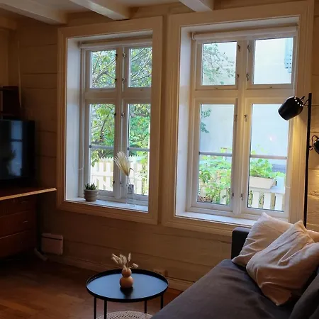 Charming House, Rare Historic House From 1779, Whole House *