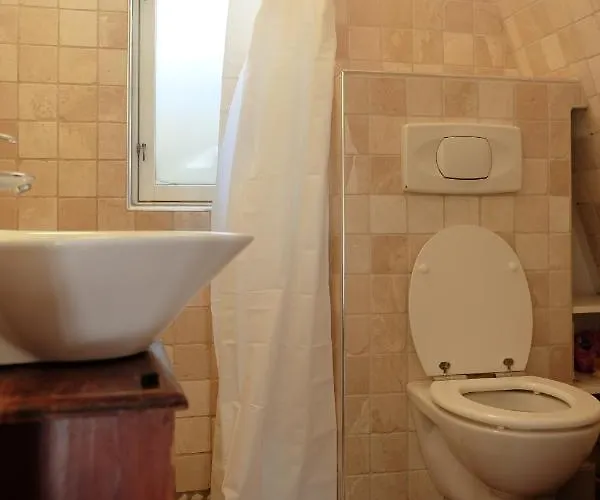 Charming House, Rare Historic House From 1779, Whole House