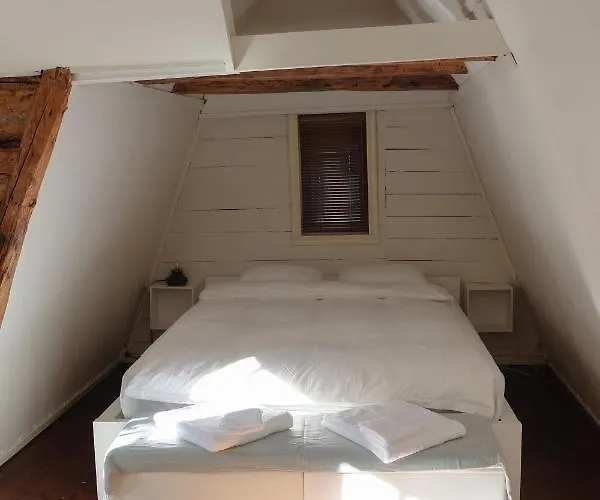 Charming House, Rare Historic House From 1779, Whole House