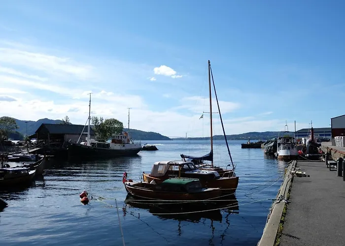 Charming House, Rare Historic House From 1779, Whole House