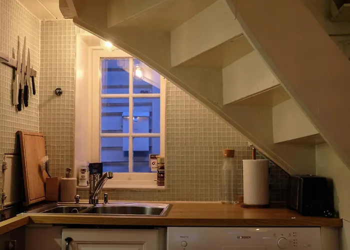 Charming House, Rare Historic House From 1779, Whole House